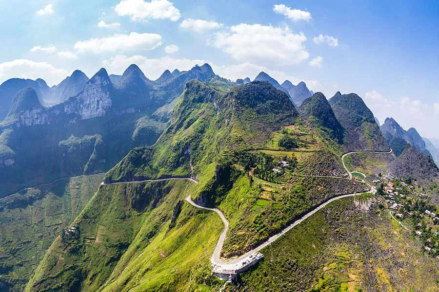 Ma Pi Leng Pass