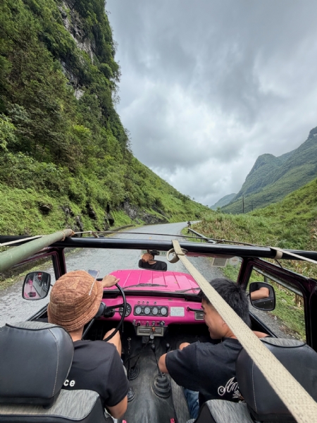 Ha Giang Open-Top Jeep Tour â€“ Feel the Freedom