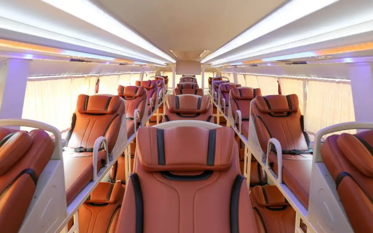 Regular sleeping bus from Hanoi to Ha Giang for budget travelers